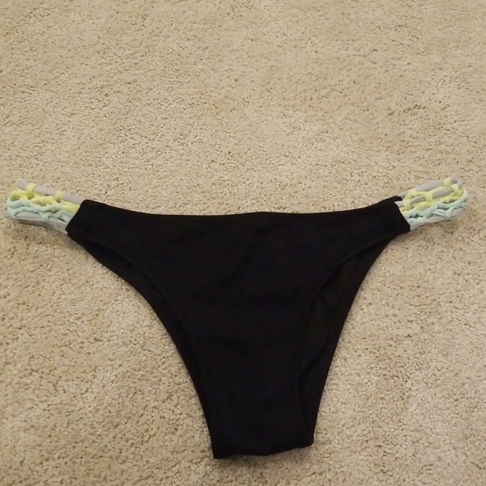 Cheeky Victoria sercret bikini bottom